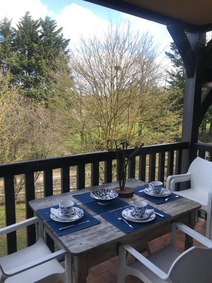 Le Pullman Lejlighed Deauville Eksteriør billede